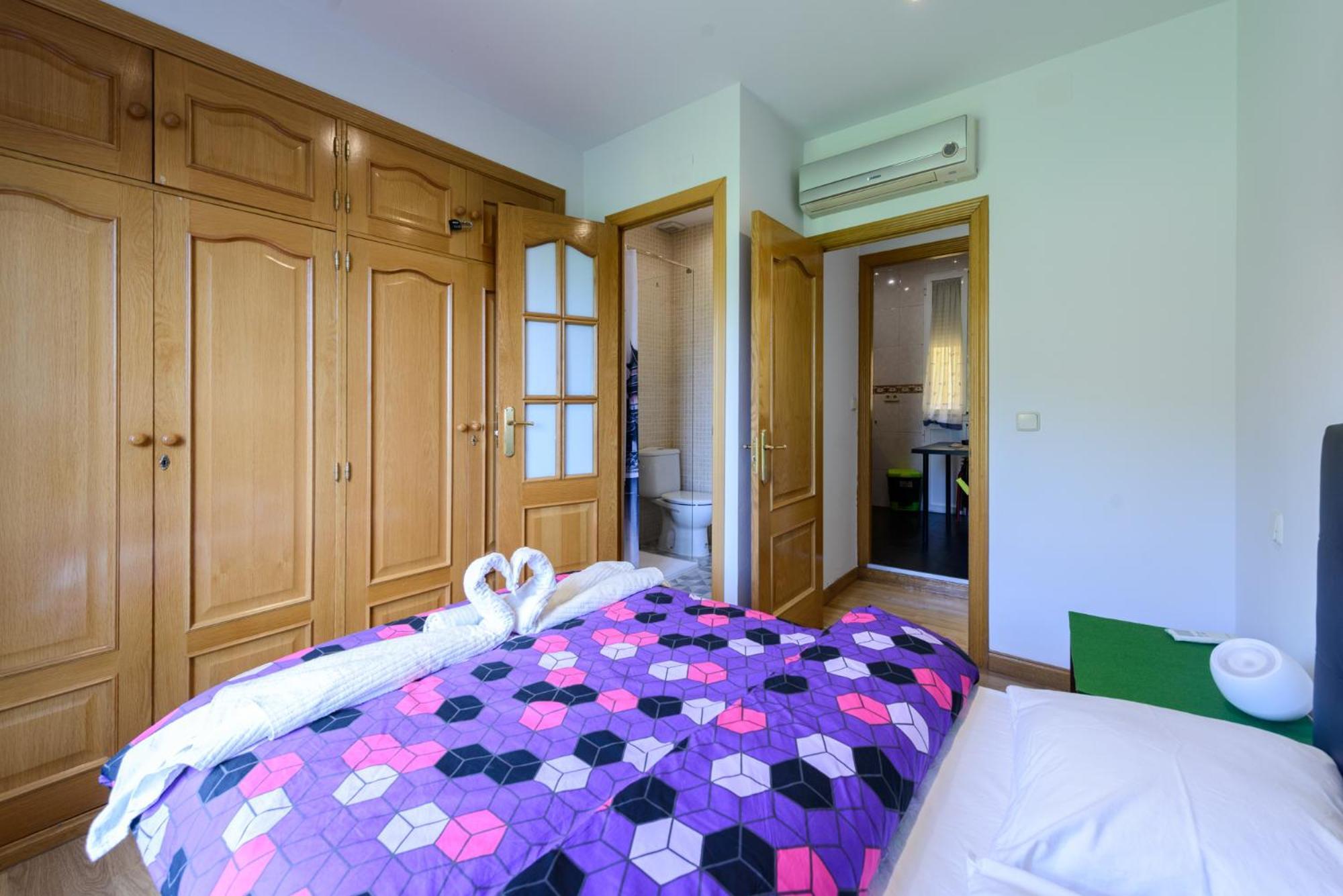 Appartamento Amplio Piso En Madrid Centro Con Vistas Al Templo De Debod Esterno foto