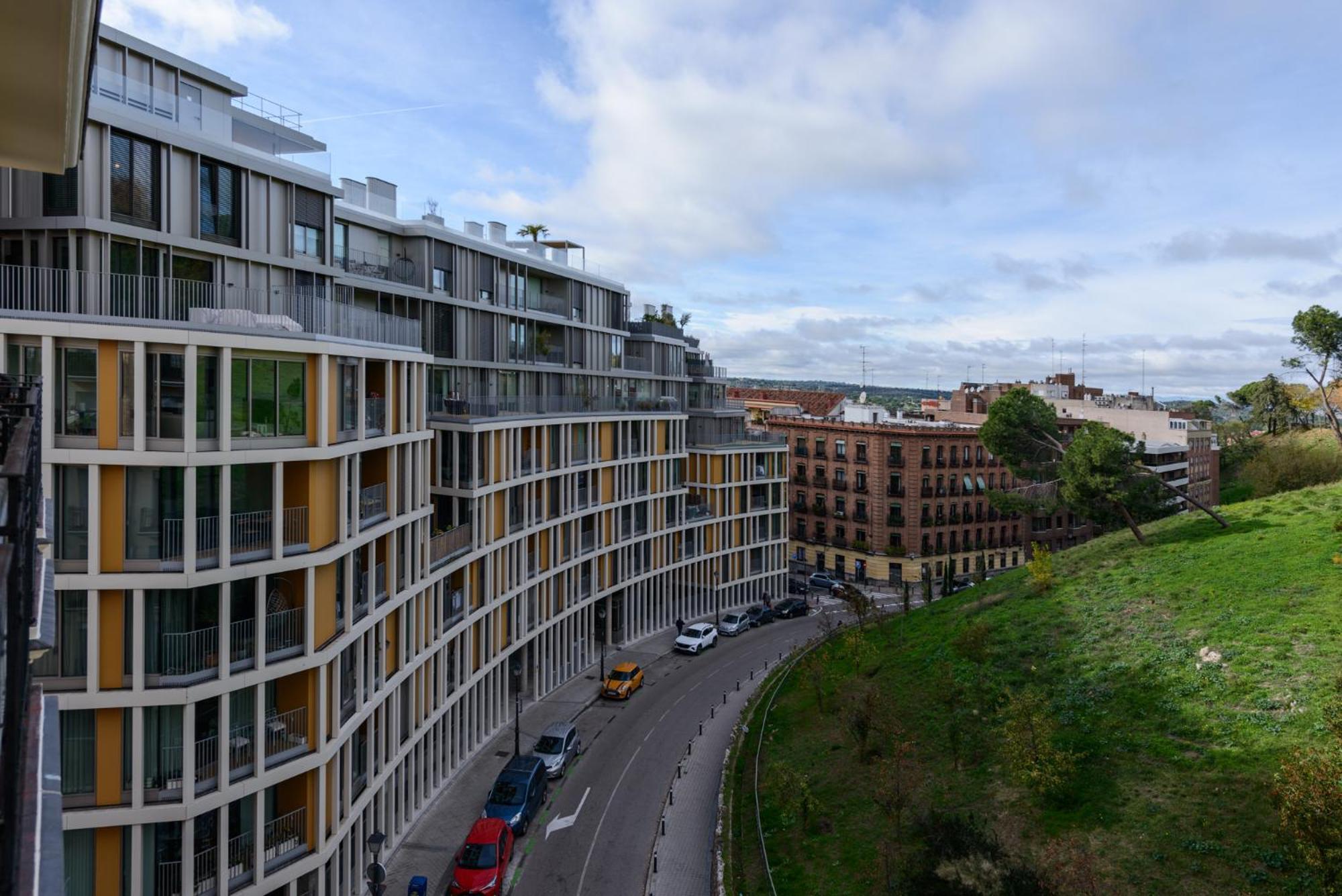 Appartamento Amplio Piso En Madrid Centro Con Vistas Al Templo De Debod Esterno foto