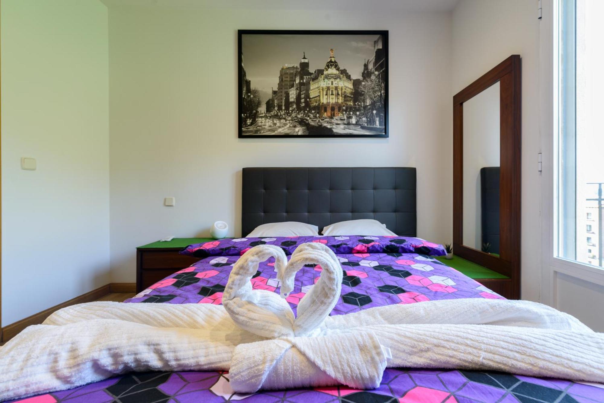 Appartamento Amplio Piso En Madrid Centro Con Vistas Al Templo De Debod Esterno foto